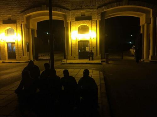 الإفراج عن 12 طالبا من الجامعة