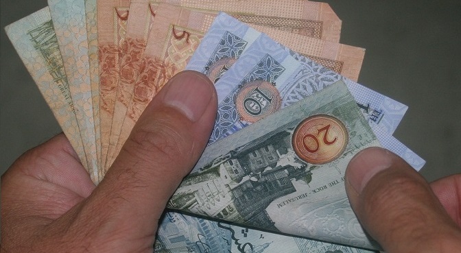 تحديد موعد صرف مكافأة الـ20 دينار