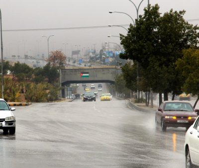 انخفاض درجات الحرارة و أمطار رعدية