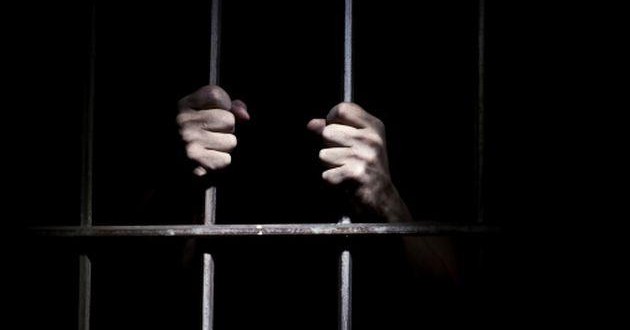 ضبط أربعيني بحقه 60 طلبا قضائيا