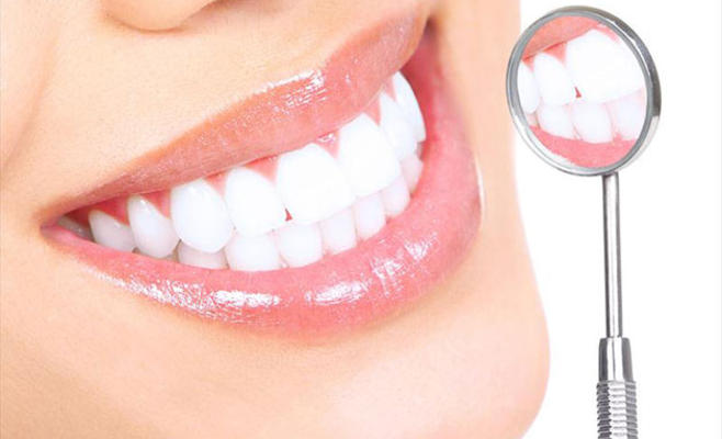 10 خرافات عن بياض الأسنان