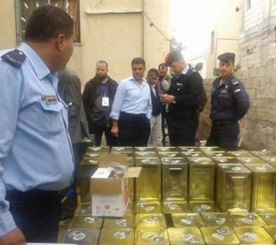 ضبط 43 تنكة زيت زيتون مغشوش