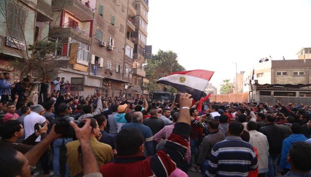 السيسي يحاول تهدئة الغضب الشعبي: تعديلات