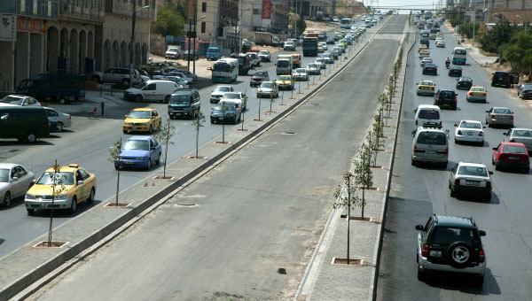 رداءة قطاع النقل وتفاقم الأزمات تصحبان
