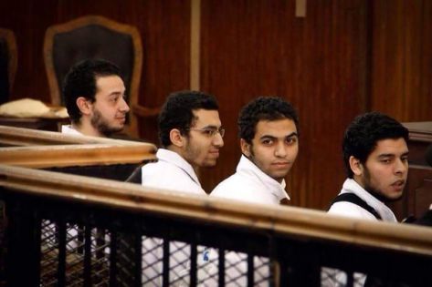 تأجيل محاكمة 47 معتقلا مصريا باقتحام