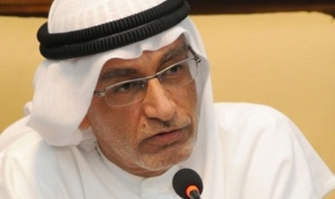 مستشار بن زايد يوجه رسالة شديدة