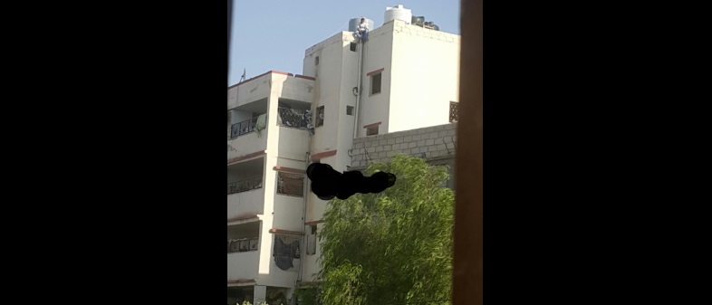 الزرقاء: .صـاحب أسبقيـات يضـرب نفسـه بــ