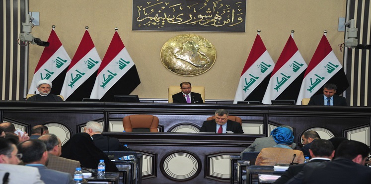 بعد الإطاحة بوزيري الدفاع والمالية.. البرلمان