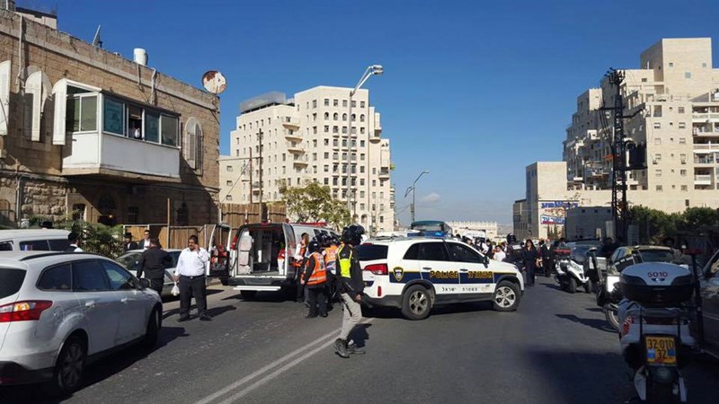 الثانية الاحد .. إصابة مستوطنة بجراح