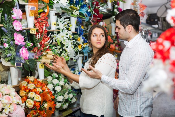 مهن تغدر بالسعادة الزوجية..