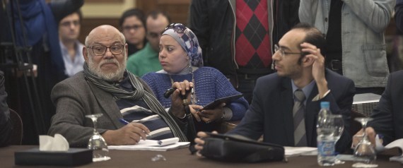 منع سياسي مؤيد للسيسي من السفر