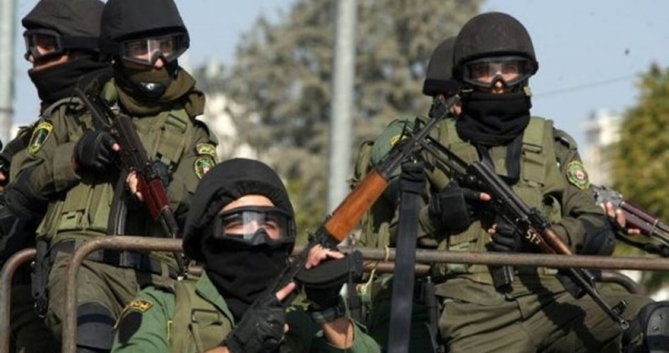 أجهزة السلطة تعتقل مواطنين وتستدعي آخر