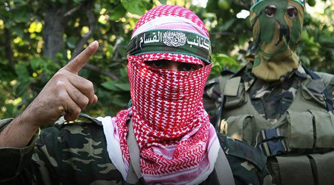 (القسام): أسرى الاحتلال سيلقون نفس المعاملة