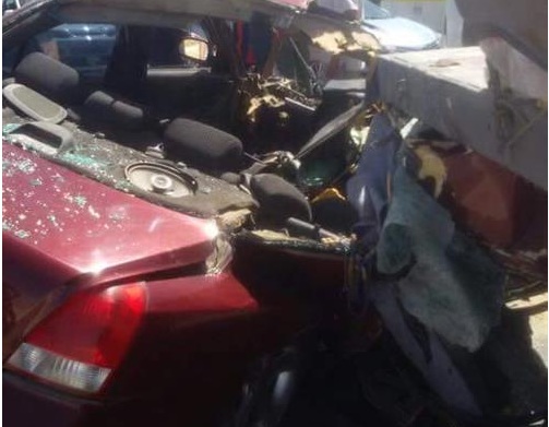 وفاة إمرأة وطفليها بحادث مروع على