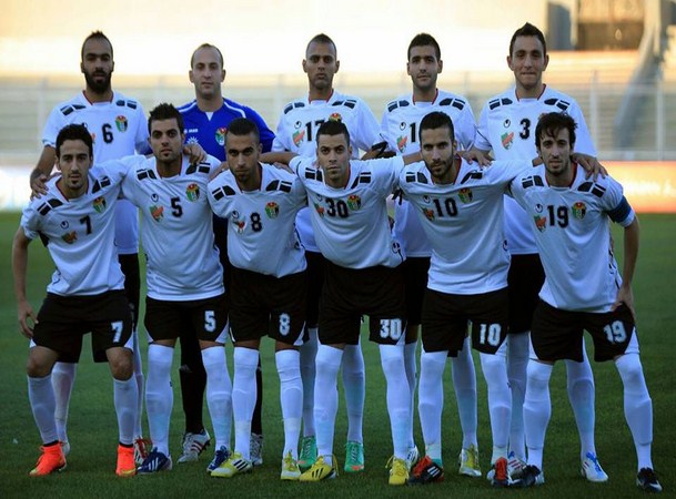 الأهلي يهزم شباب الأردن