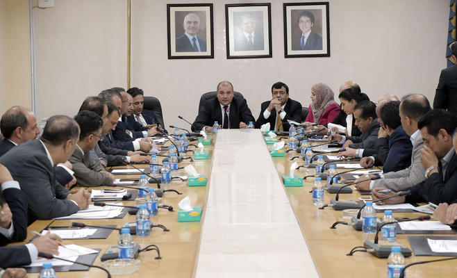 (قانونية النواب) تقر التعديلات الدستورية