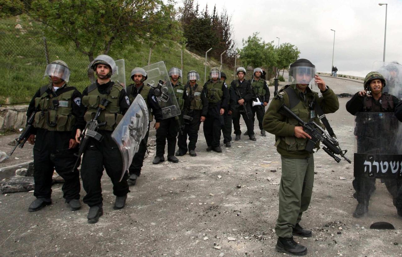 إصابة 6 فلسطينيين بالرصاص في مواجهات