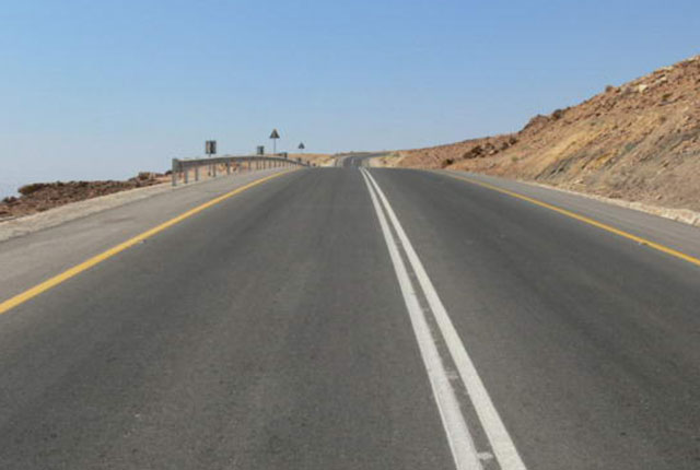 إغلاق طرق في البحر الميت الجمعة