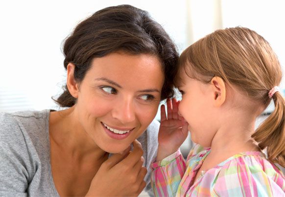 أسئلة محرجة من طفلك وطرق الإجابة
