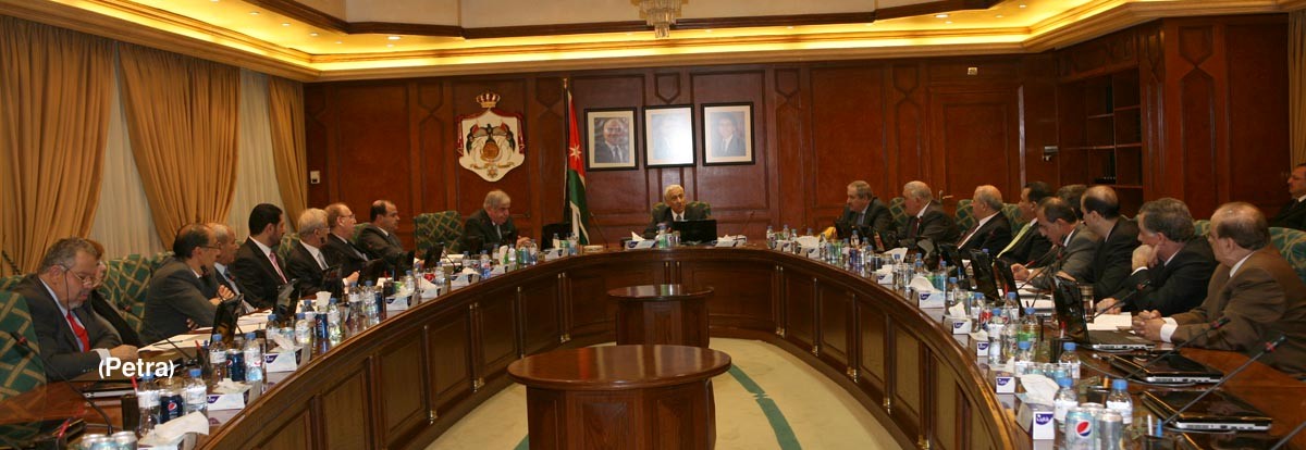 حكومة النسور تقر الموازنة العامة