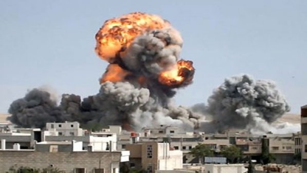 أربع ضحايا مدنيين في قصف جوي
