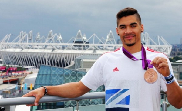 إيقاف بطل أولمبي بريطاني أساء للإسلام