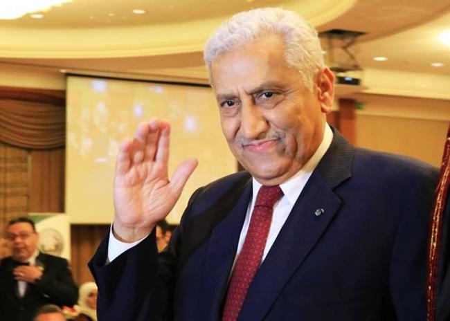 النسور يبيت ليلته الأخيرة في الدوار