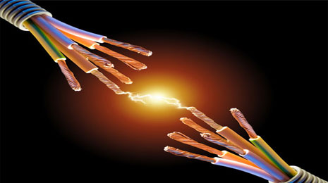 إصابة شخص اثر صعقة كهربائية في