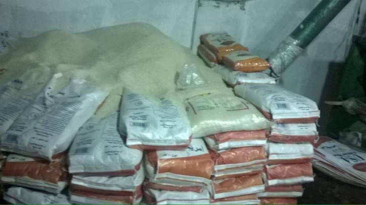 ضبط 23 طن أرز مخلوطة ببراز