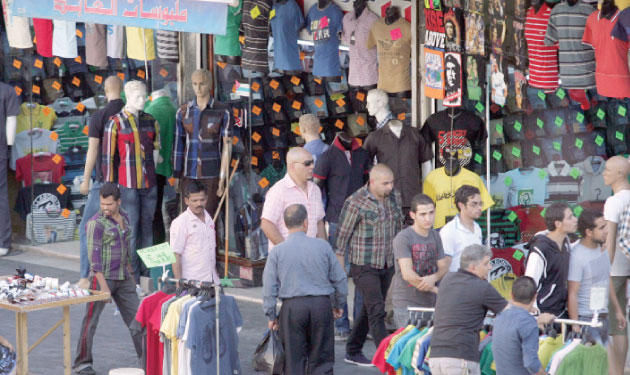 أسعار الألبسة الصيفية تنخفض 10%