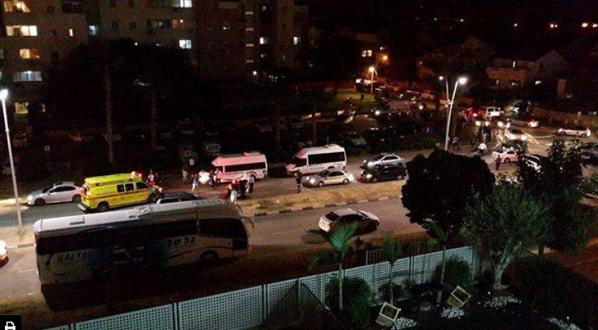 إصابة 4 إسرائيليين بعملية طعن في