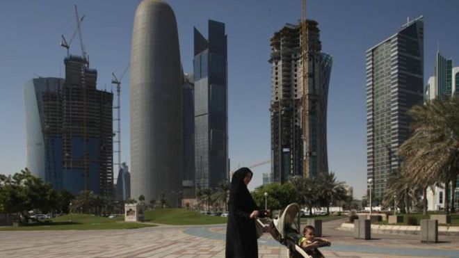 هل يواجه اقتصاد قطر أزمة مالية؟