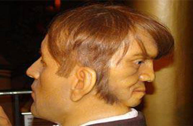 صدق.. رجل ذو وجهين