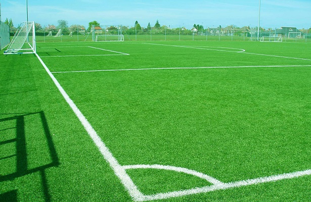 أغرب خطأ تحكيمي بمباراة كرة قدم