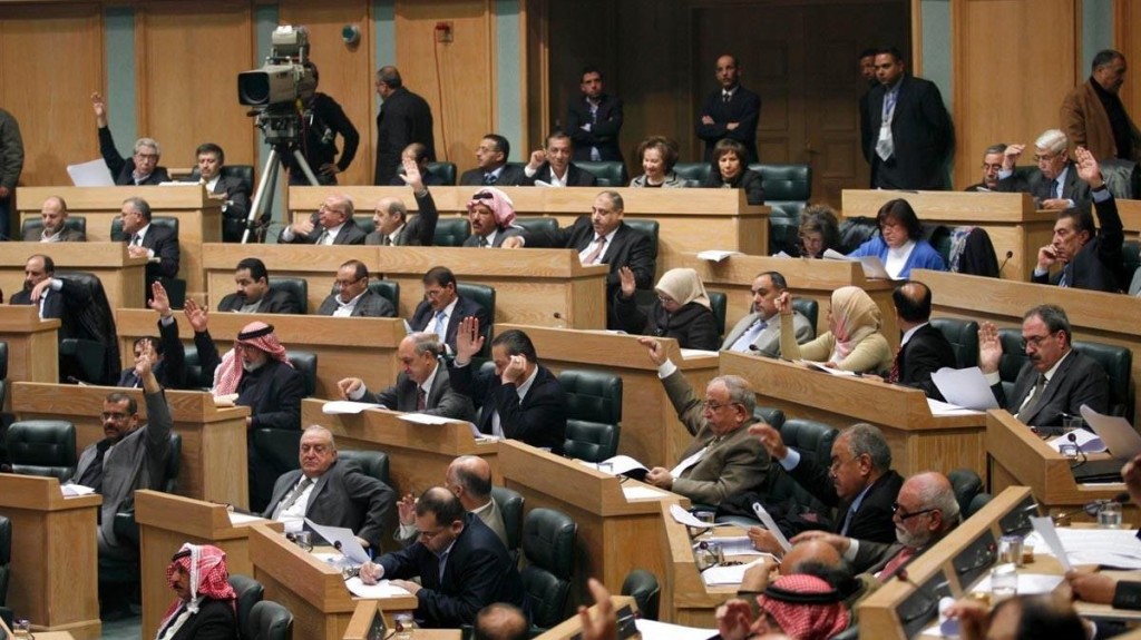جلسة مشتركة للاعيان والنواب للبت بقانوني