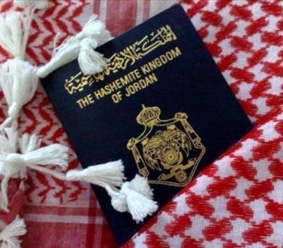 حملة الجوازت المؤقتة ممنوعون من العمل