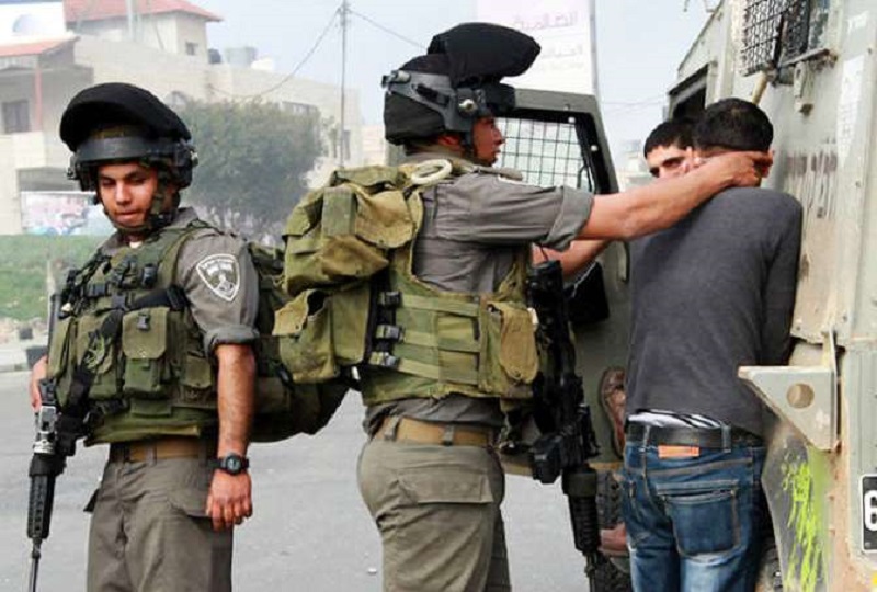الاحتلال يعتقل 19 فلسطينيا بالضفة الغربية