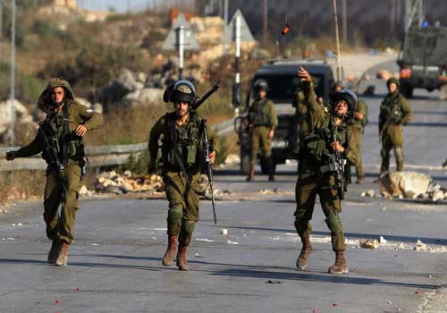 إصابة ثلاثة فلسطينيين برصاص الاحتلال باقتحام