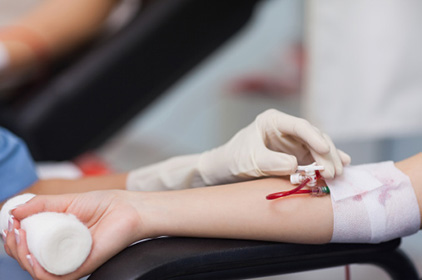 حملة للتبرع بالدم بمستشفى الجامعة الأردنية