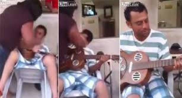 بالفيديو.. لماذا ضربت هذه المرأة الغاضبة