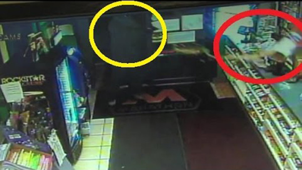 فيديو: عامل بمحطة وقود يتغلب على