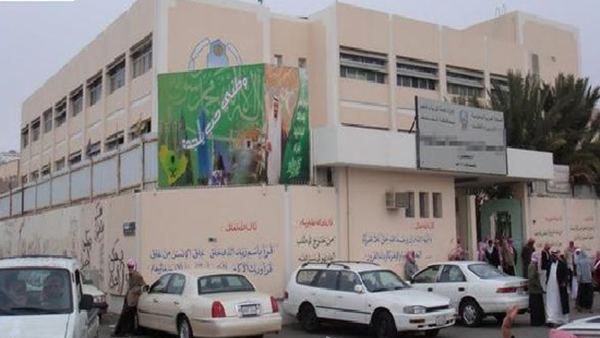 شابين بالطائف يدعوان لمقاطعة المدارس.. لأنها