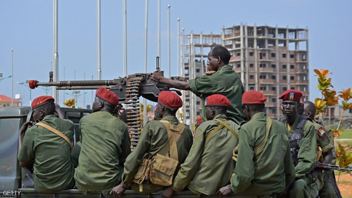 آلاف السودانيين ينتظرون ترحيلا فوريا من