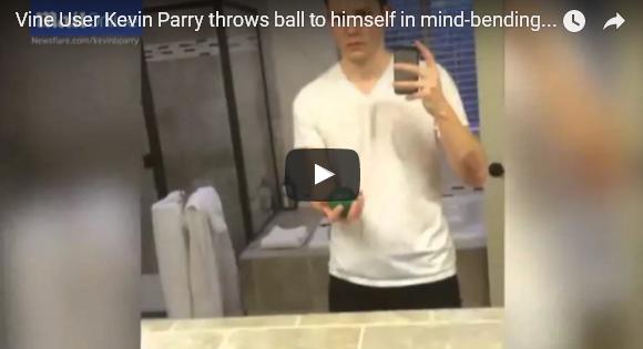 بالفيديو: إقالة مضيفة بعد مغادرتها الطائرة