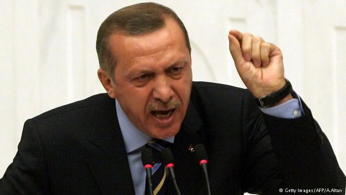 أردوغان ينتقد أوروبا بشأن اللاجئين وداود