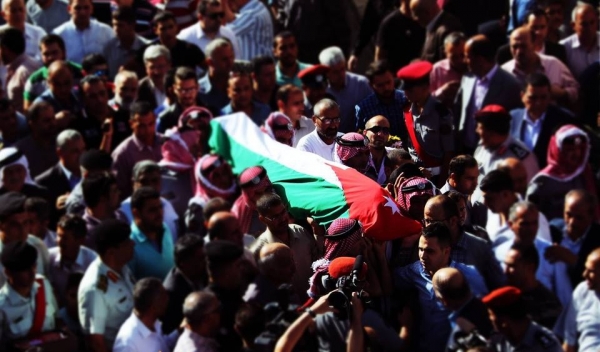 تكريم والد الشهيد القعايده