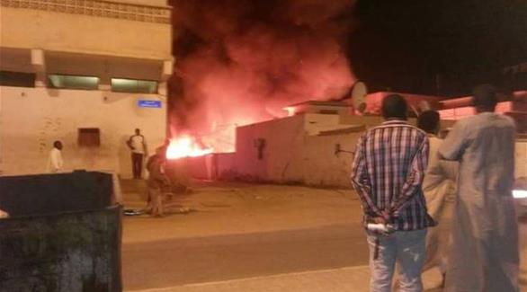 مقتل اثنين وإصابة 20 بسقوط قذيفة