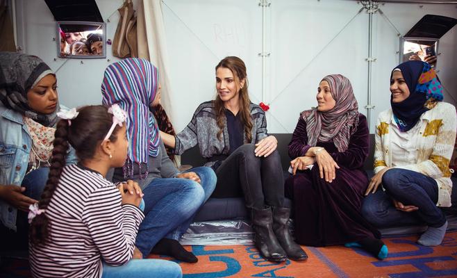 الملكة رانيا تدعو إلى استجابة عالمية