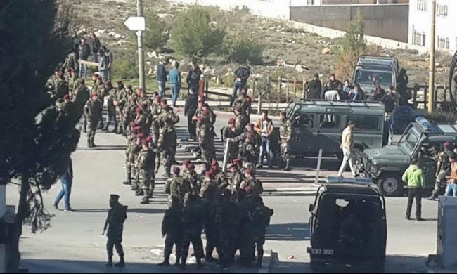 ‫ الأمن الفلسطيني يقمع شبان من