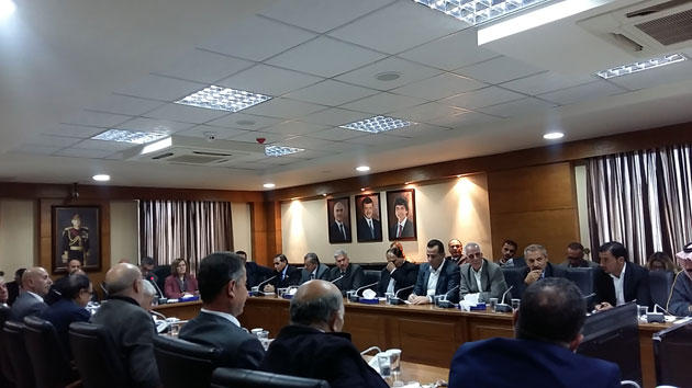 الكلالدة: 4.3 مليون أردني وأردنية يحق